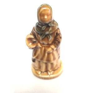 Vintage 1991 "Kathleen" Irish Song And Folktales Figurine Made In Ireland